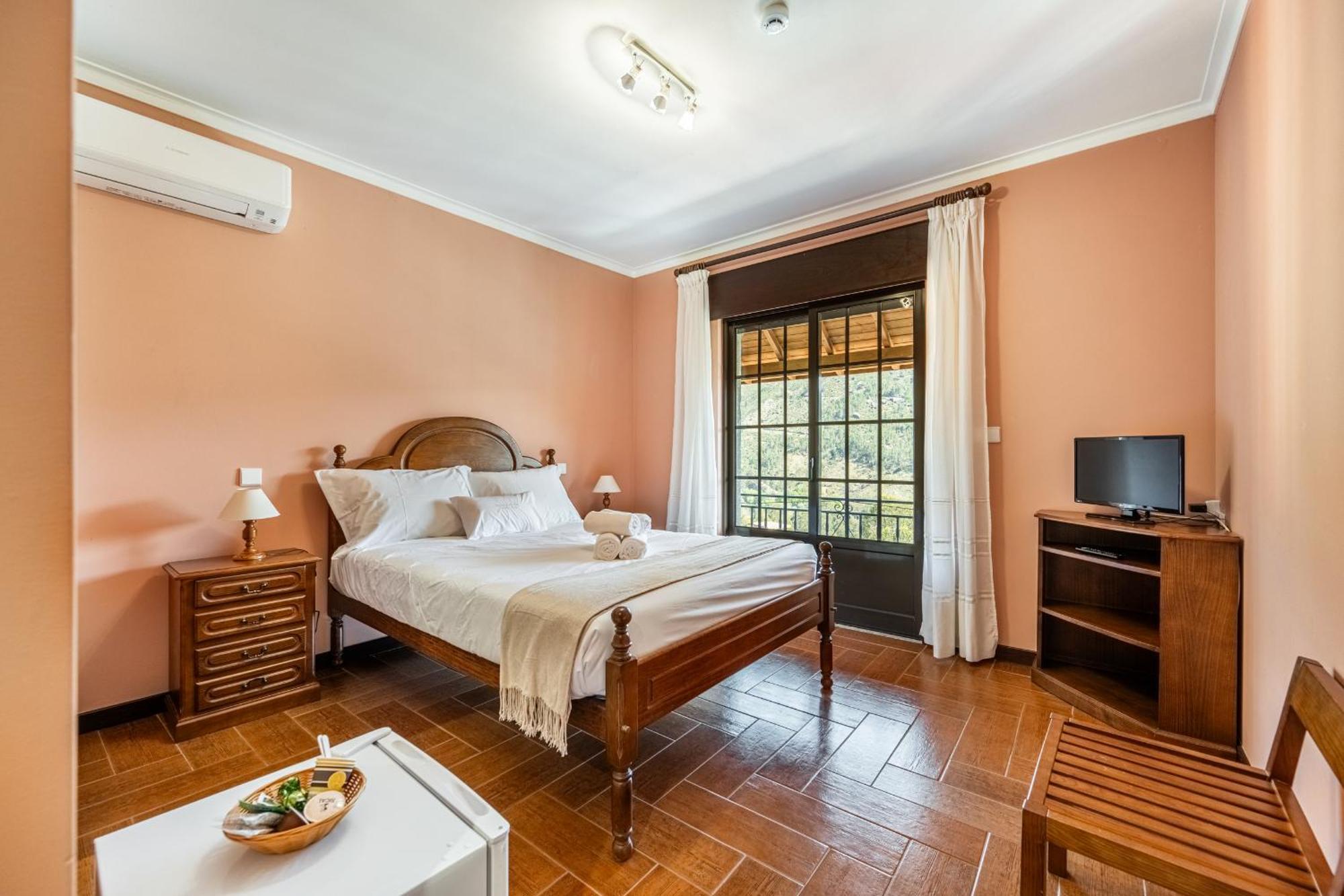 Villa Quinta Da Carvalha à Gerês Extérieur photo